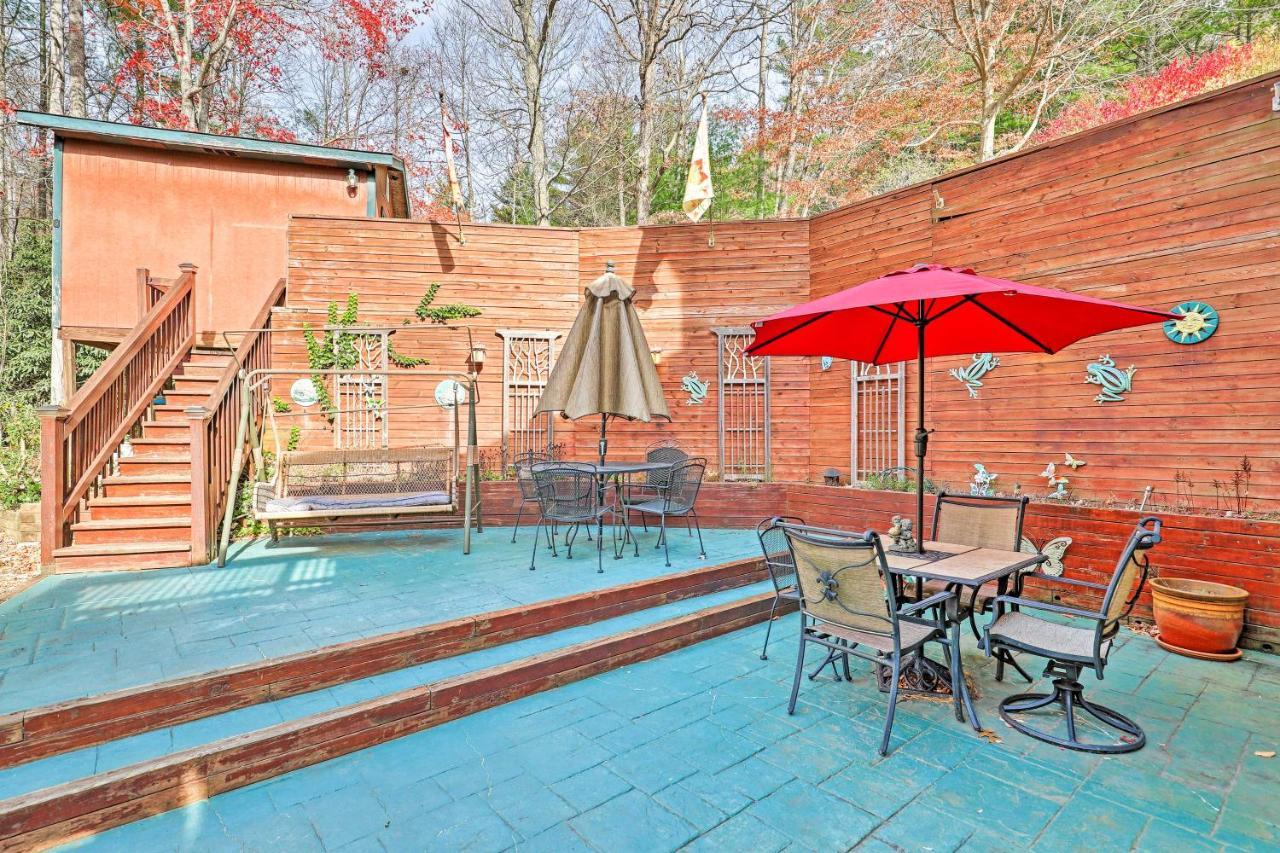 Asheville Mountain Getaway With Patio And Koi Pond! Kültér fotó