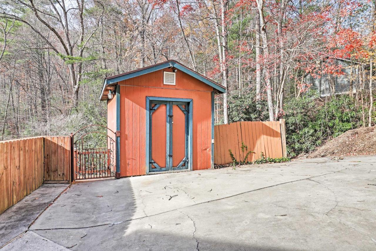 Asheville Mountain Getaway With Patio And Koi Pond! Kültér fotó