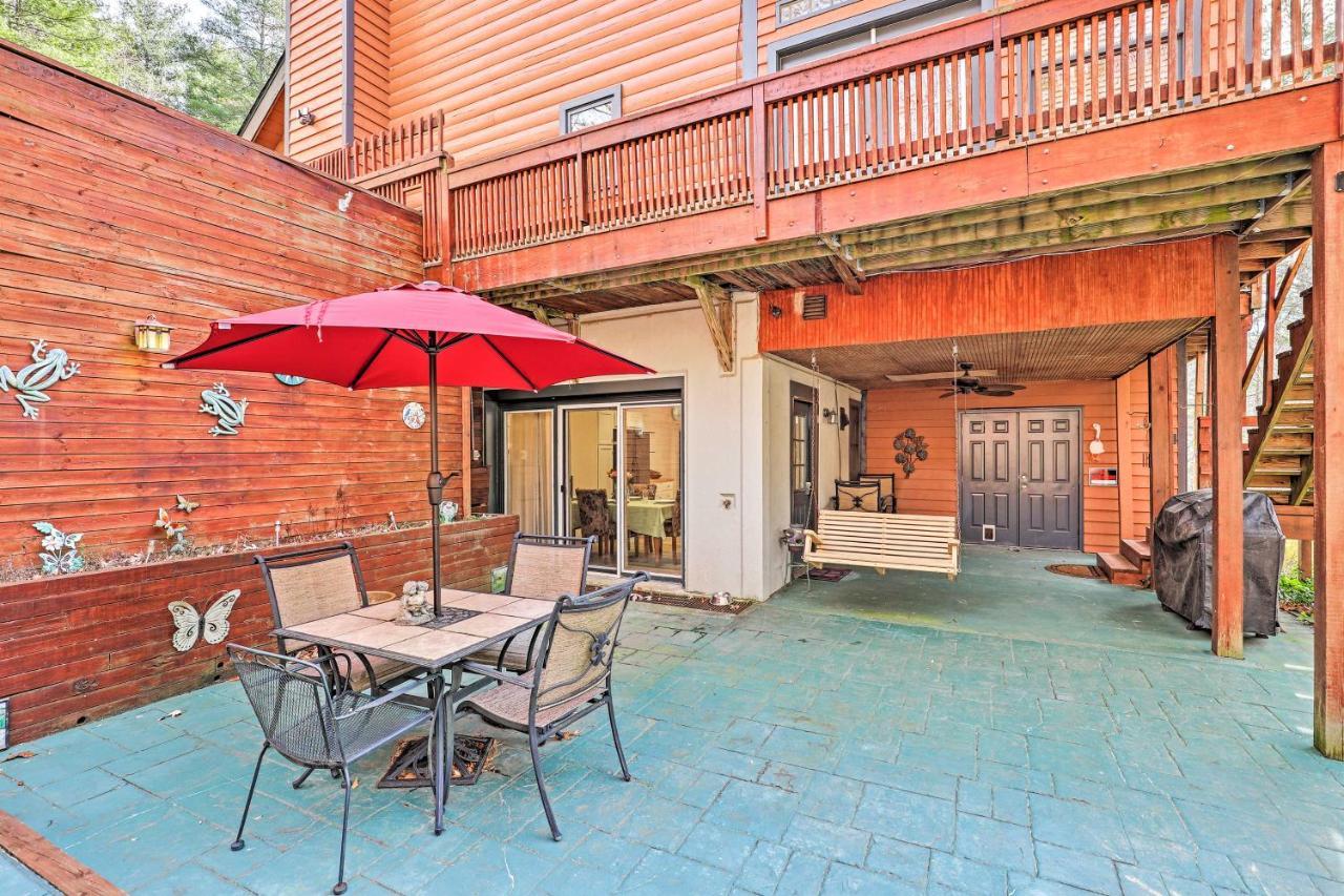 Asheville Mountain Getaway With Patio And Koi Pond! Kültér fotó